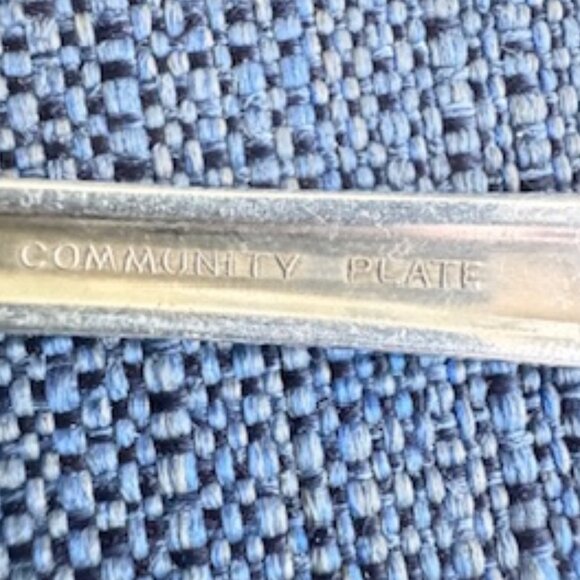 Vintage Community Plate Silverplate Serving Fork & Pierced Round Server - Picture 2 of 13